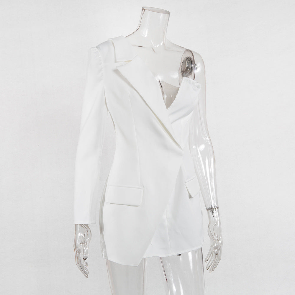 Deep V-shoulder irregular blazer
